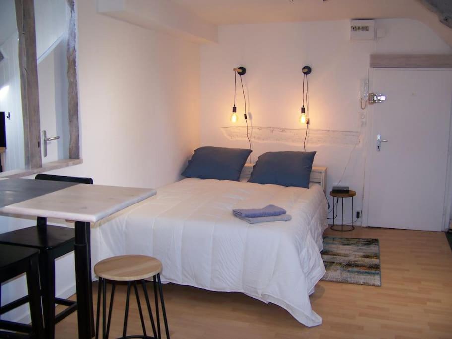 Rennes: Studio 4 Couchages, Proche Commerces, Bus. 외부 사진